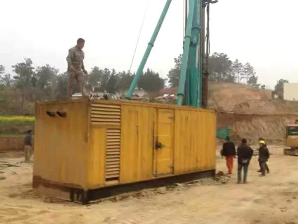 榆社如何判断水冷式机油散热器密封件是否需要更换？